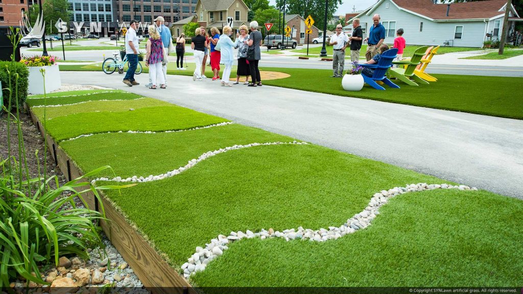 image of synlawn artificial grass putting green at great grow ins carmel indiana roundabout