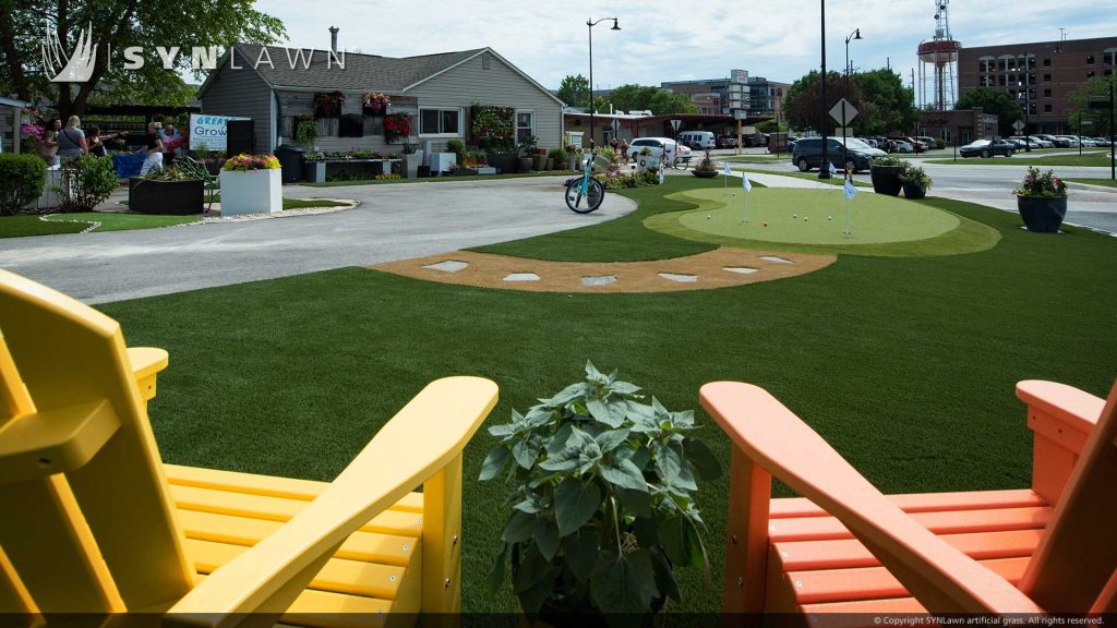 image of synlawn artificial grass putting green at great grow ins carmel indiana roundabout