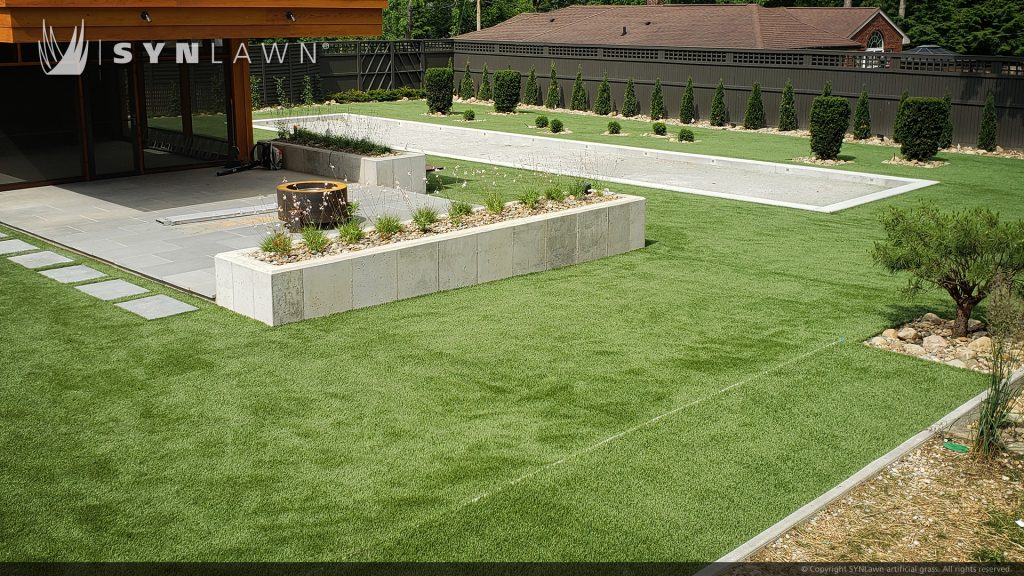 image of synlawn artificial grass at residential home in Northeast Ohio