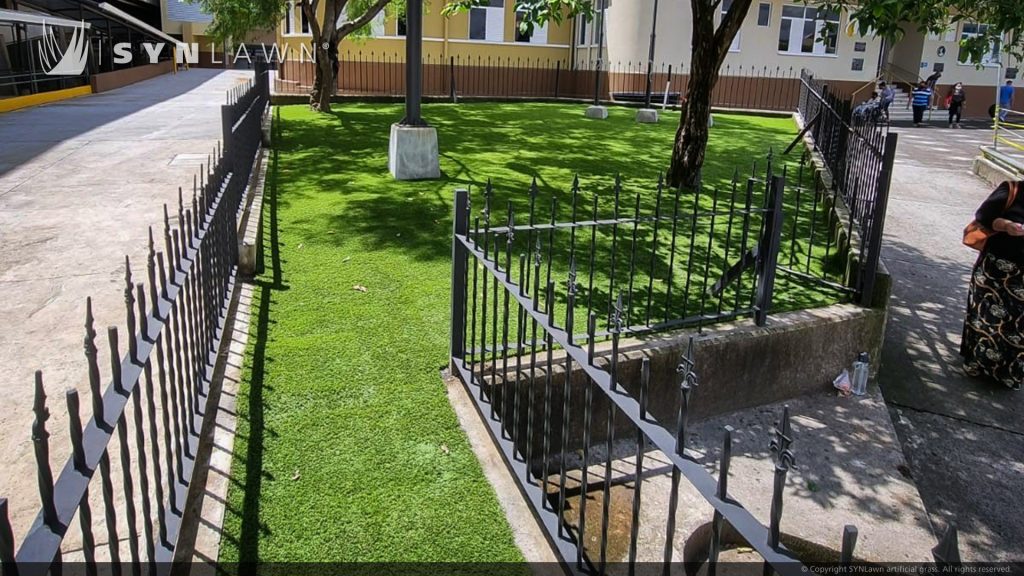 image of SYNLawn artificial grass at Costa Rica Hospital Calderón Guardia