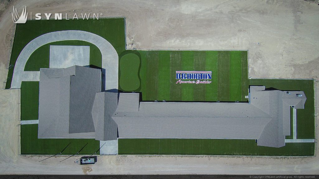 image of SYNLawn artificial grass at D.R. Horton Ranch Summer Camp in Fort Stockton Texas