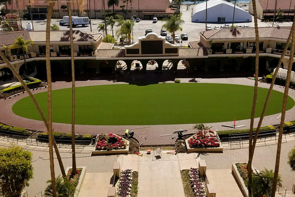 SYNLawn Artificial Grass New Backdrop for Iconic Del Mar Racetrack