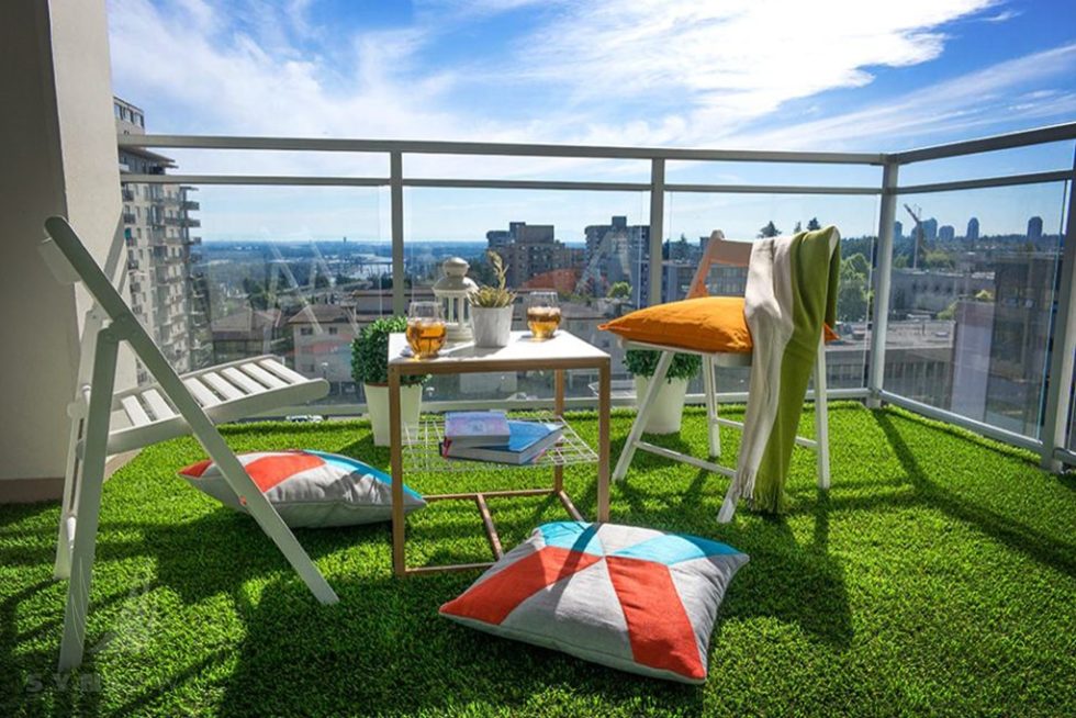 Artificial Turf Trends: Living Small