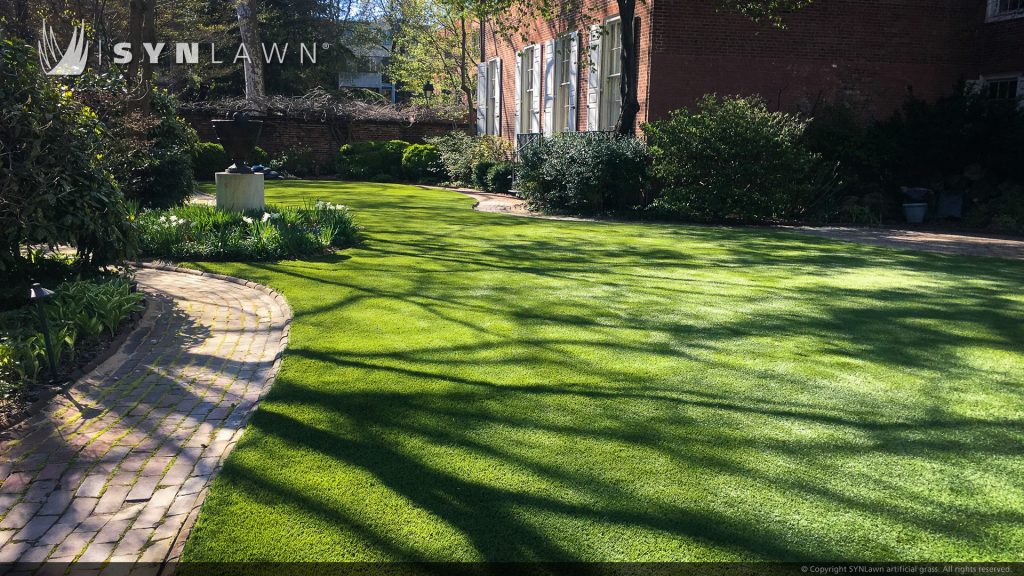 image of SYN Lawn artificial grass at the Historic Hill-Physick House in Philadelphia Pennsylvania