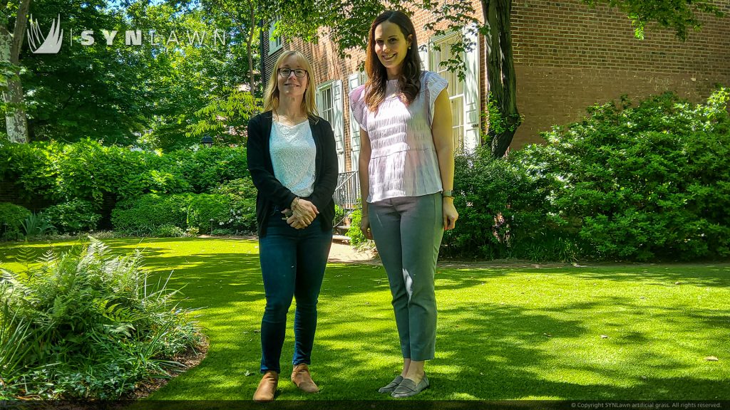 image of SYN Lawn artificial grass at the Historic Hill-Physick House in Philadelphia Pennsylvania