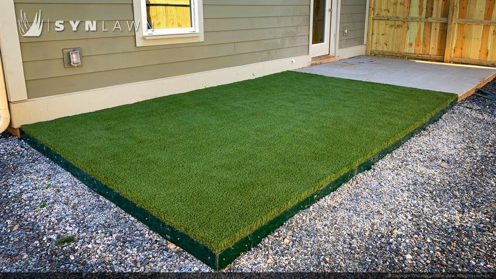 image of SYNLawn artificial grass at the Cottages at Old Monrovia in Huntsville Alabama a multi unit single family residential community