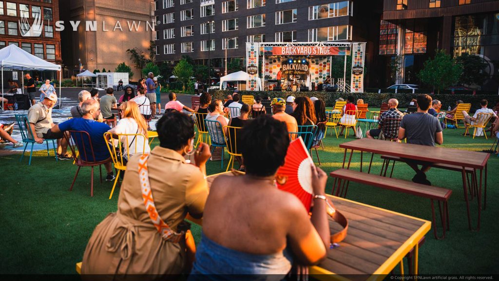 image of Artificial grass at the Backyard at 8th and Penn by SYNLawn and The Pittsburgh Cultural Trust