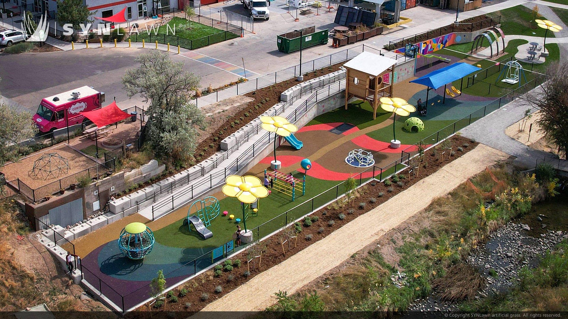 Фонд LuBird's Light Foundation завершил строительство комплексной игровой площадки для детей с ограниченными возможностями