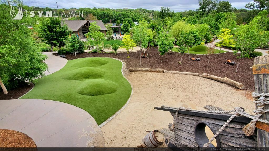 image of SYNLawn artificial grass play area mounds at the Omaha Nebraska Zoo
