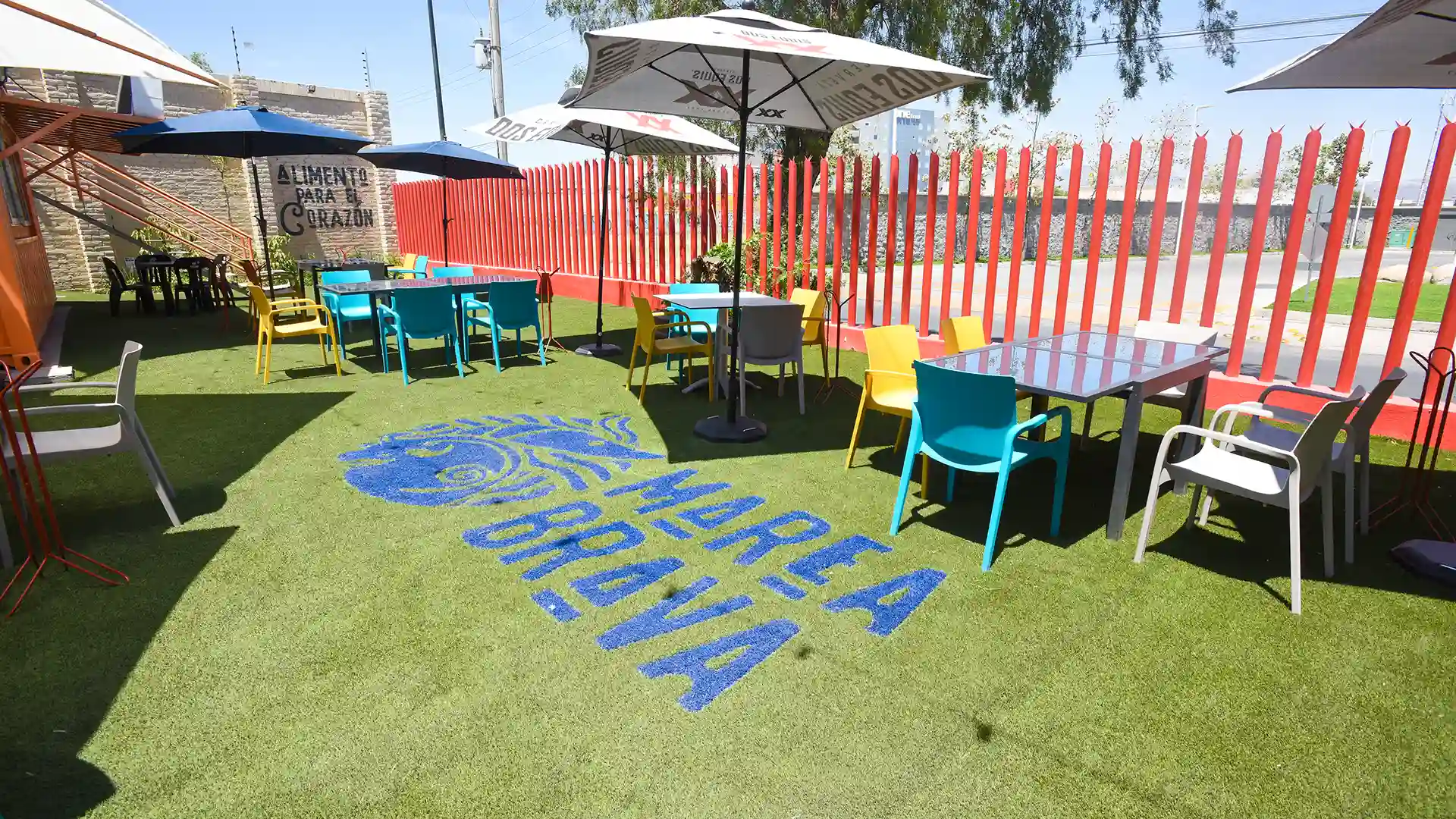 image of SYNLawn artificial grass at Marea Brava restaurant León Guanajuato México