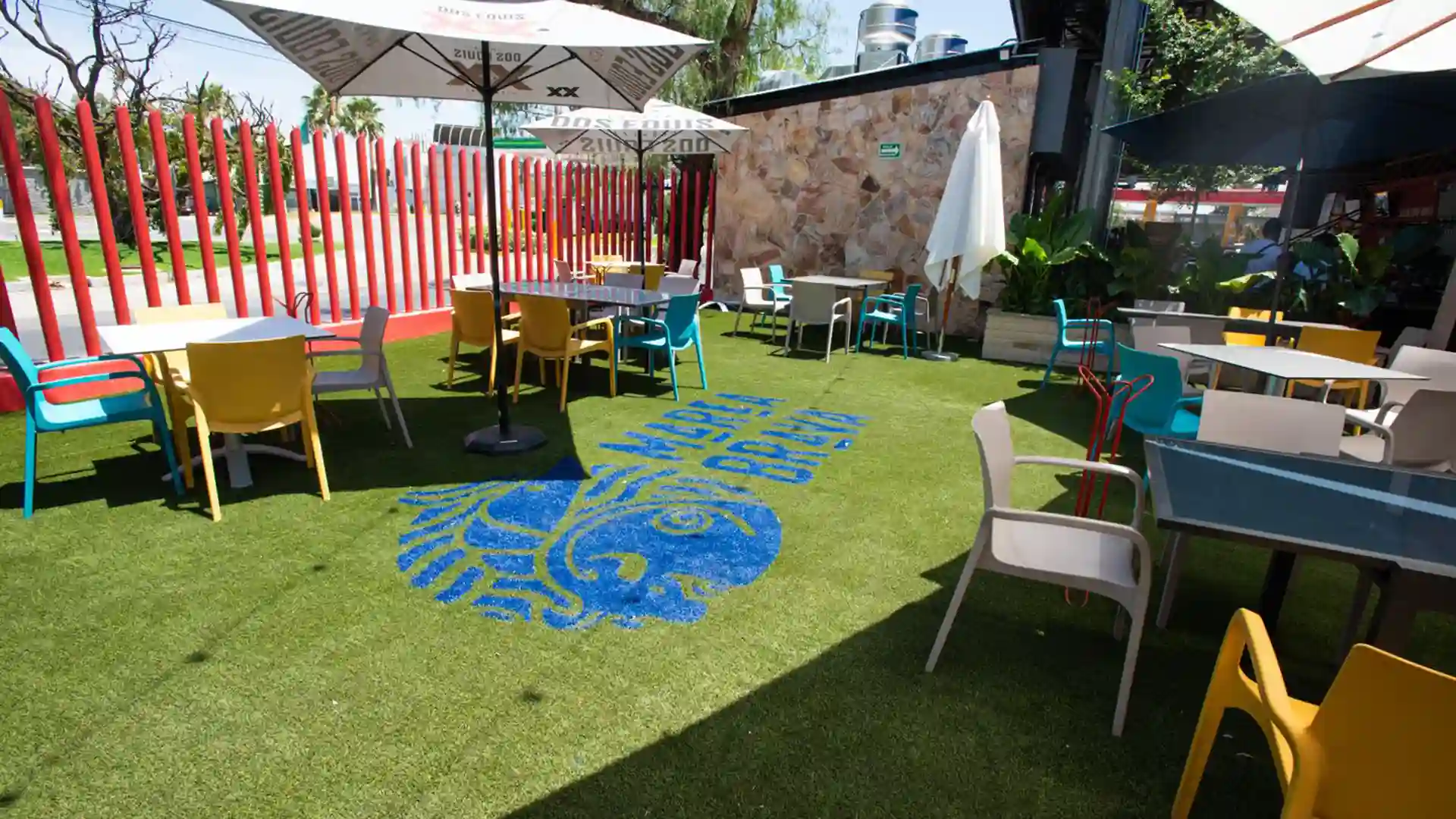 image of SYNLawn artificial grass at Marea Brava restaurant León Guanajuato México