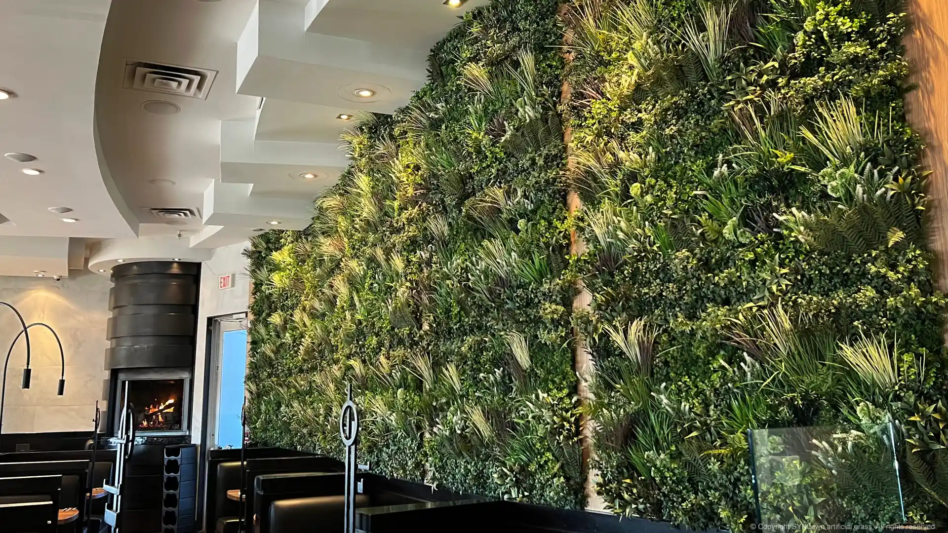 Calico Greens Faux Living Green Wall Decor at Moxies Restaurant by SYNLawn in Toronto Ontario image of calico green faux living green wall decor at moxies restaurant in toronto ontario