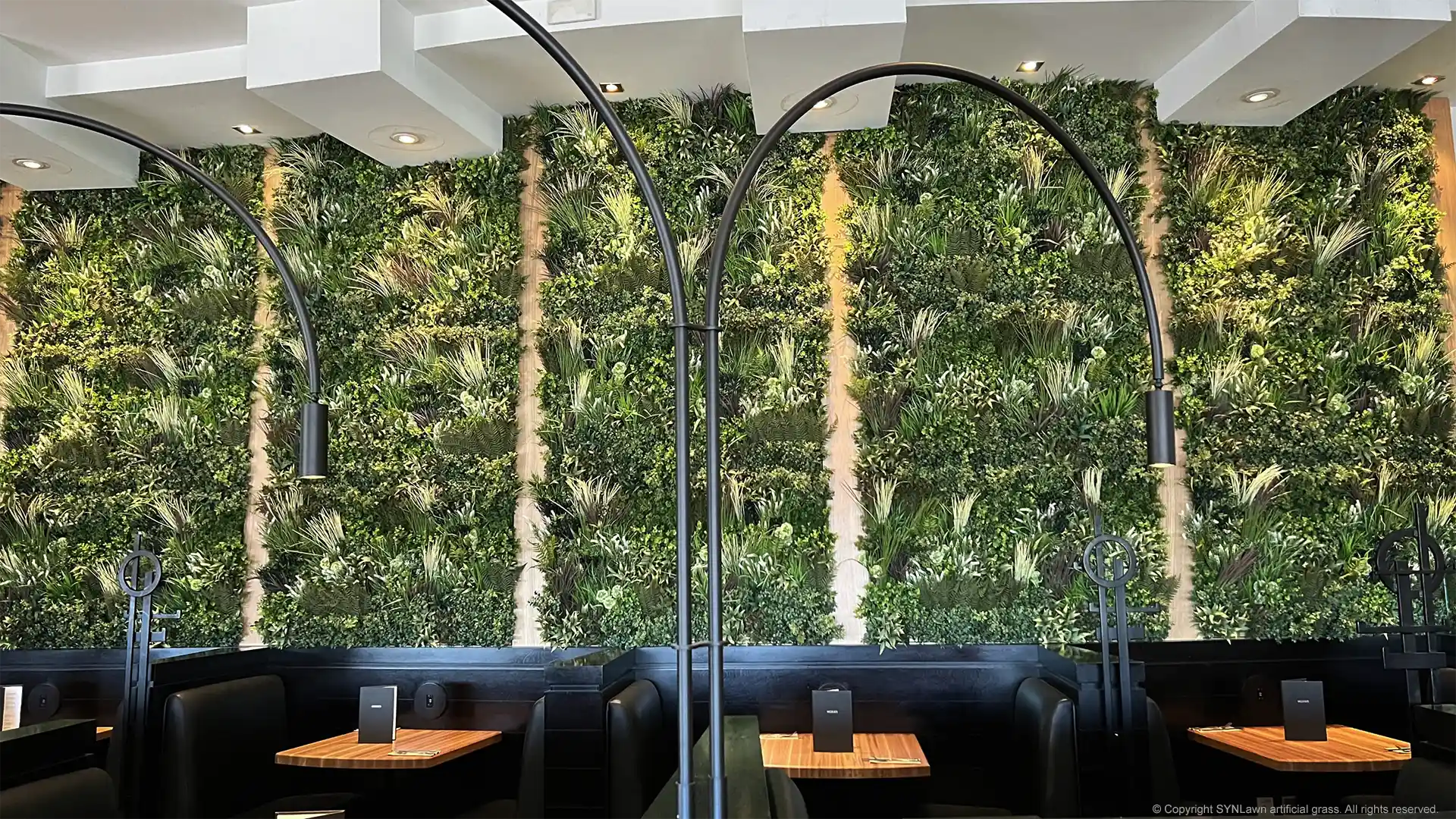 Calico Greens Faux Living Green Wall Decor at Moxies Restaurant by SYNLawn in Toronto Ontario image of calico green faux living green wall decor at moxies restaurant in toronto ontario